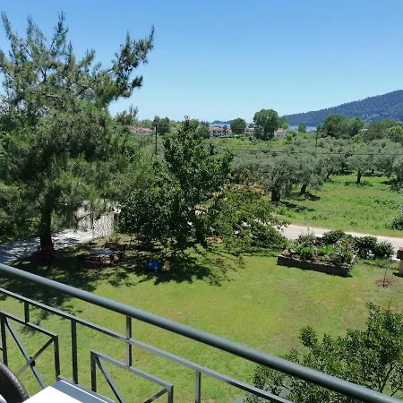 מלון דירות Nostos Golden כריסי אמודיה