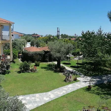 Nostos Golden מלון דירות