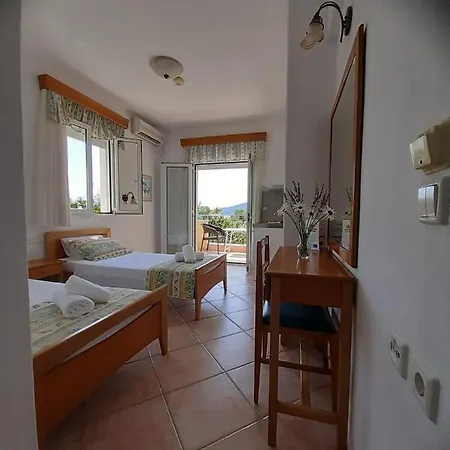 Nostos Golden 3* Chrisi Ammoudia