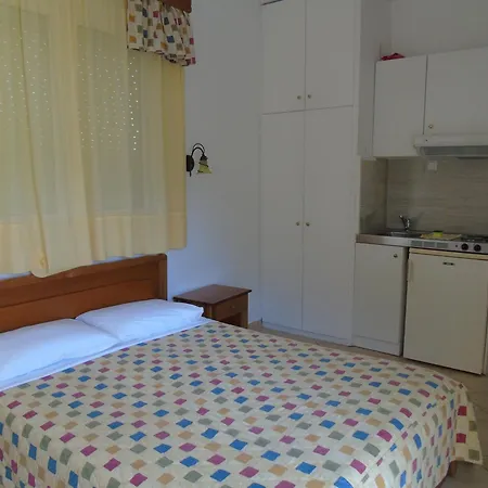 Nostos Golden Lejlighedshotel Chrisi Ammoudia