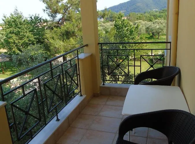 Nostos Golden Aparthotel