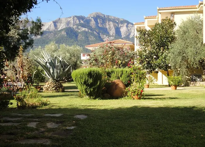 Nostos Golden 3*